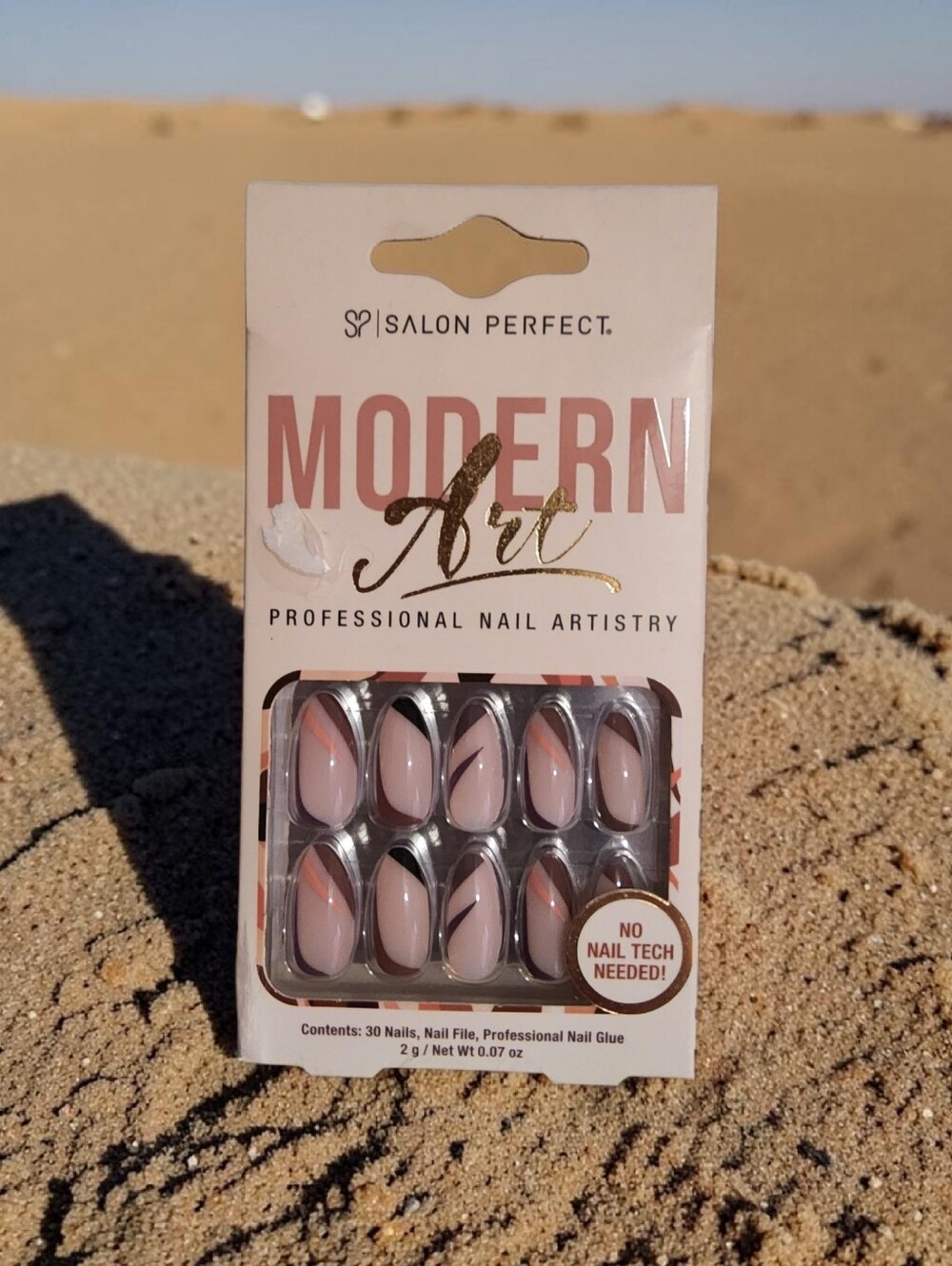 10 /$10 Modern Art Press-On Nails - Pink and Black